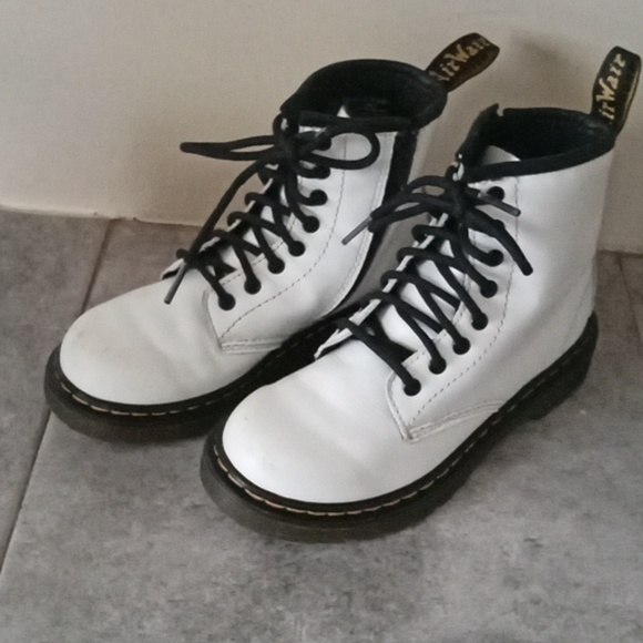Dr MARTENS shoes Nina Saiz 12 - Picture 4 of 5